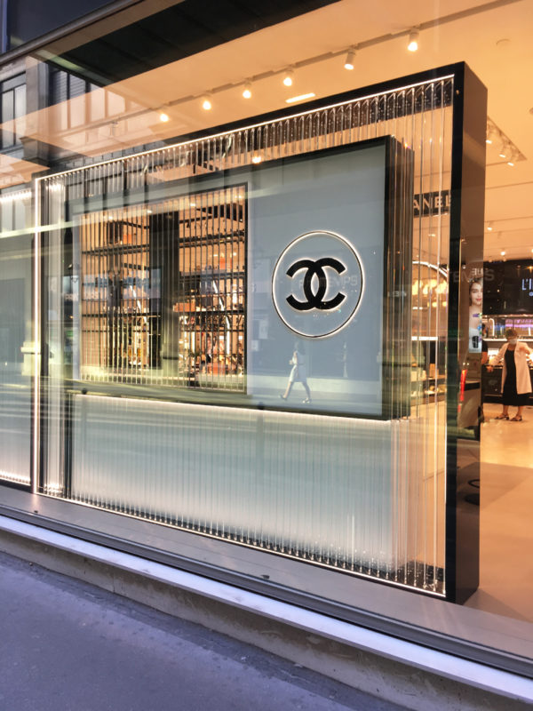 Façade Boutique Chanel Parfum beauté Printemps Haussmann